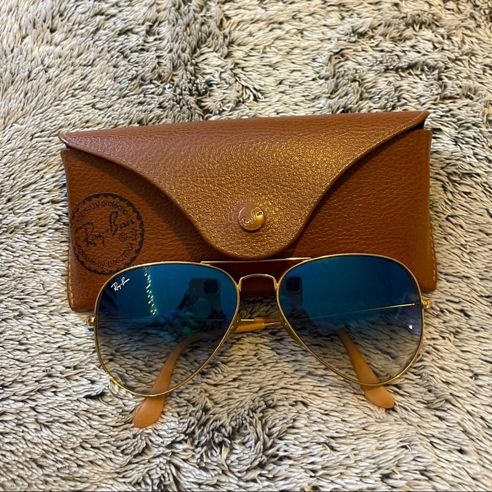 RAY-BAN AVIATOR GRADIENT